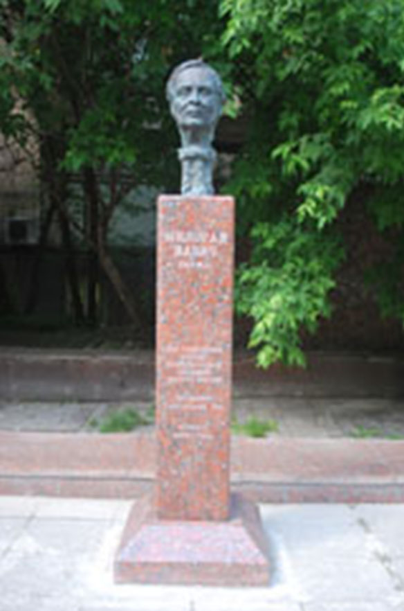 MONUMENT TO MILORAD PAVIĆ IN MOSCOW